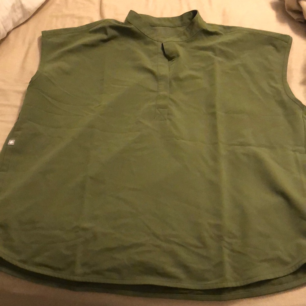 FIGS Olive Rafaela Scrub Top